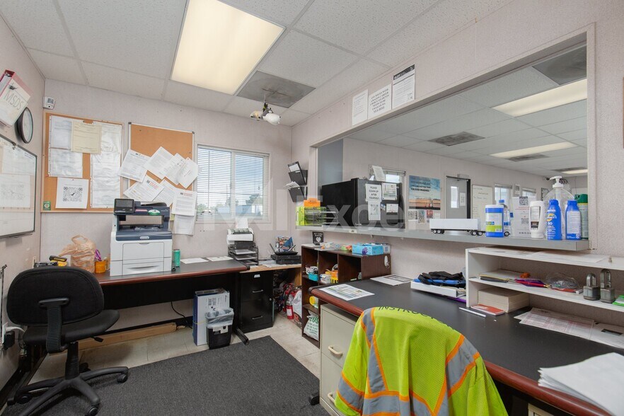 More Photos Of 2180 Pama Ln, Las Vegas Land For Lease