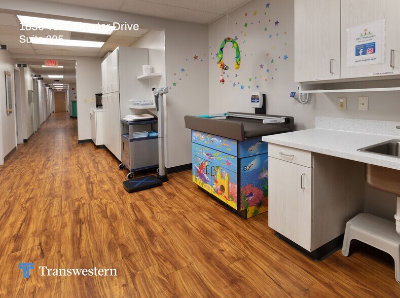 More Photos Of 1830 Town Center Dr, Reston Medical For Sale