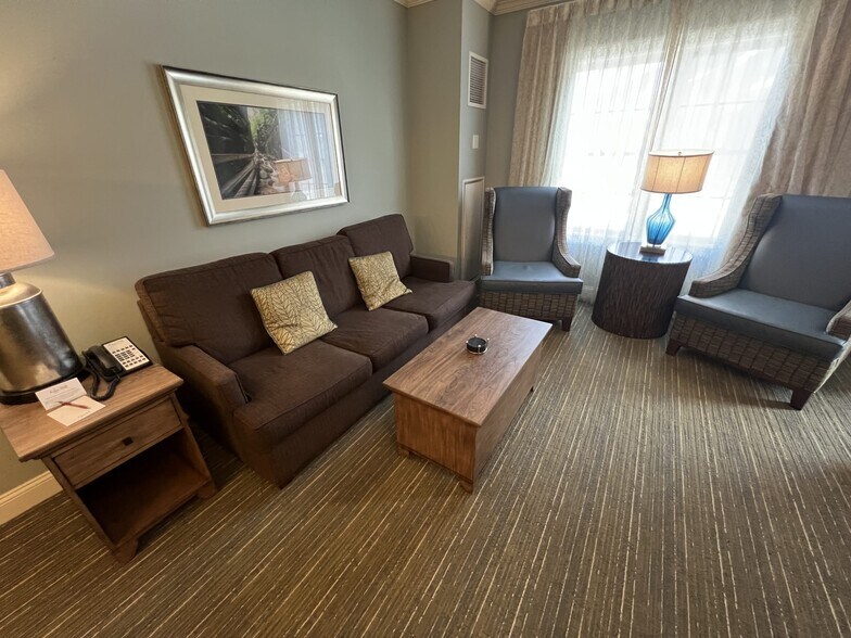 More Photos Of 22 Mountain dr, Lincoln Multifamily For Sale