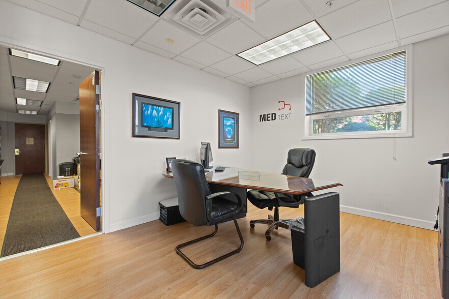 More Photos Of 111 Galway Pl, Teaneck Medical For Sale