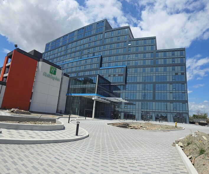 More Photos Of 600 Dixon Rd, Toronto Office For Sale