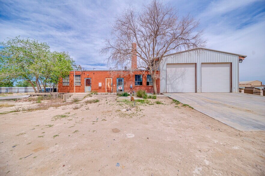 More Photos Of 2419 W Murphy St, Odessa Truck Terminal For Sale