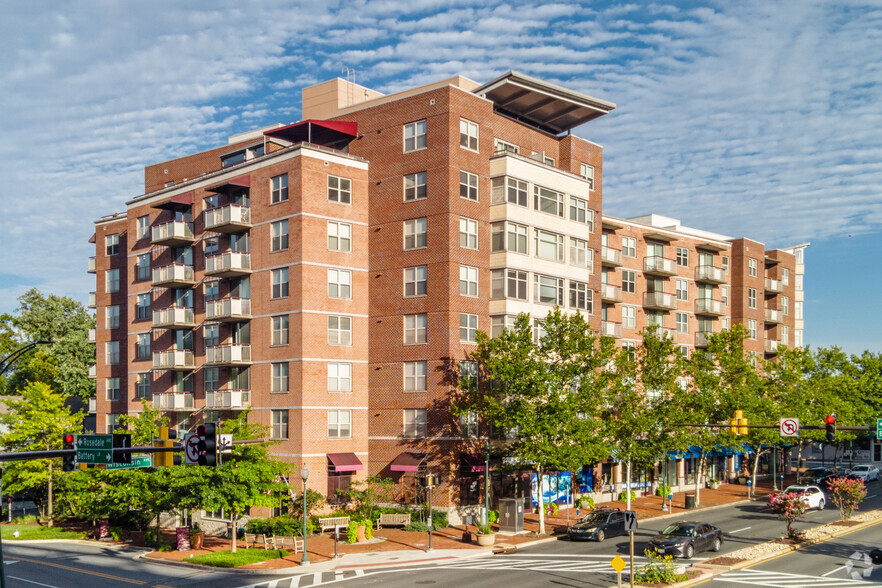 Primary Photo Of 8211-8305 Wisconsin Ave, Bethesda Apartments For Lease