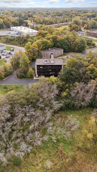 More Photos Of 1800 Pioneer Creek Ctr, Maple Plain Office For Lease