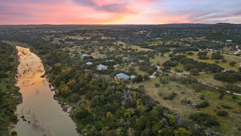More Photos Of 5229 Hupedo Ranch Rd, Spicewood Specialty For Sale