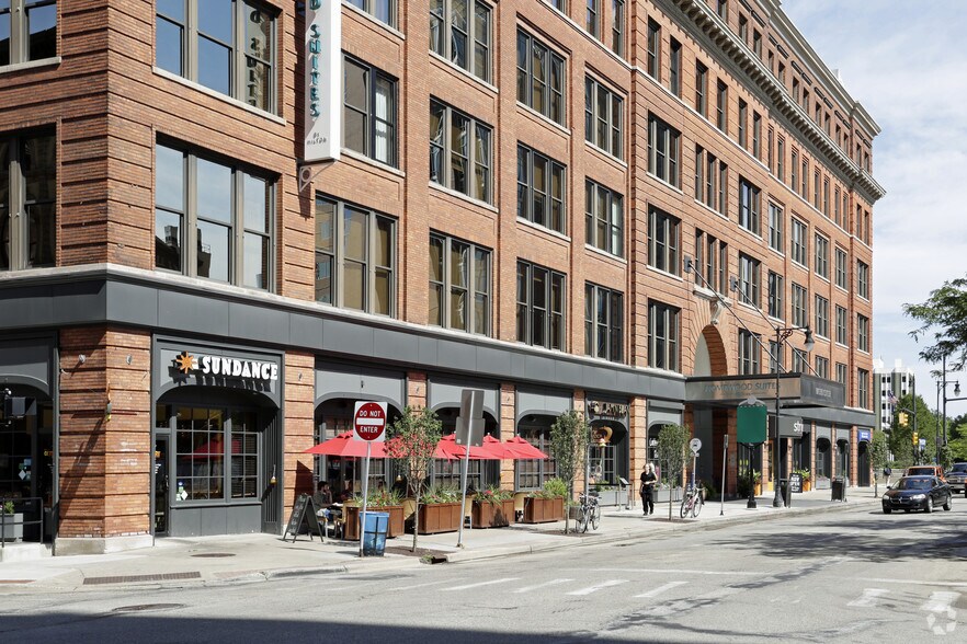 More Photos Of 161 Ottawa Ave NW, Grand Rapids Medical For Lease
