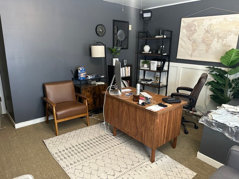 More Photos Of 1001 W Noble Ave, Visalia Specialty For Sale