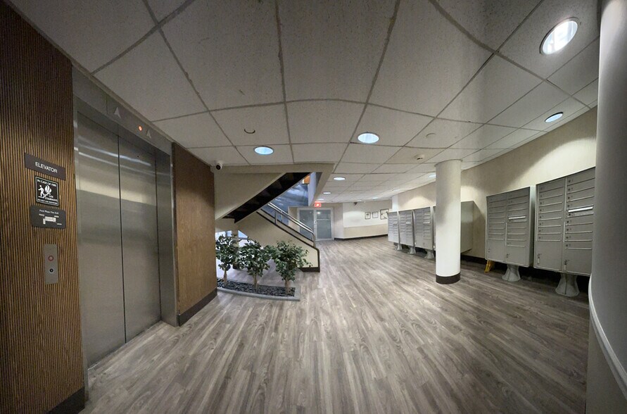 More Photos Of 775 Park Ave, Huntington Medical For Lease