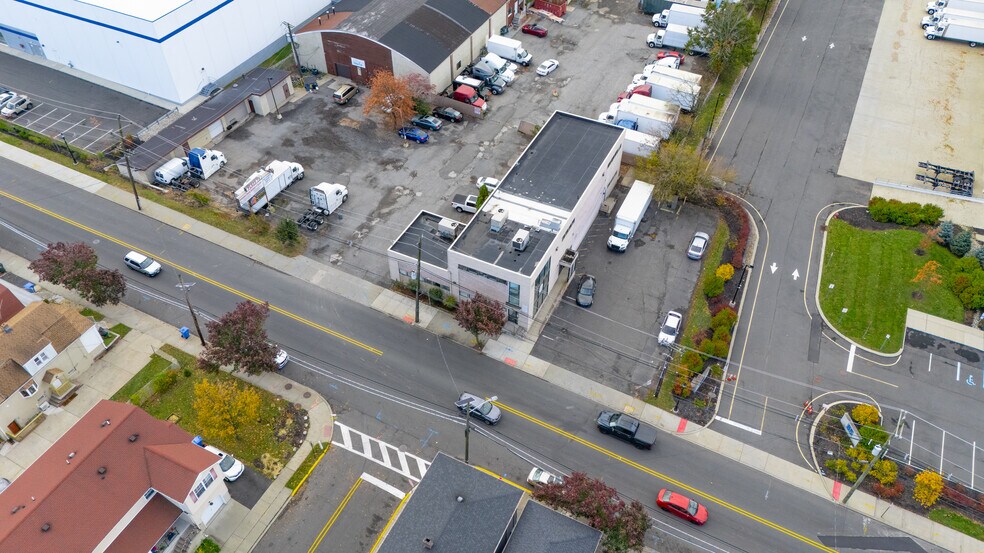 More Photos Of 75A New Brunswick Ave, Perth Amboy Office For Lease