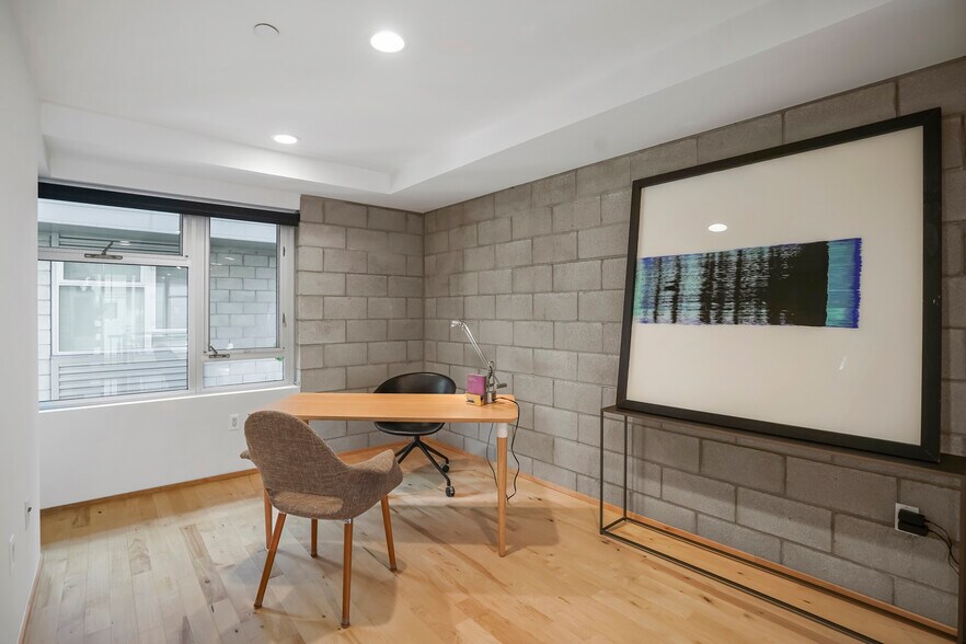 More Photos Of 3450 Cahuenga Blvd W, Los Angeles Office Residential For Lease