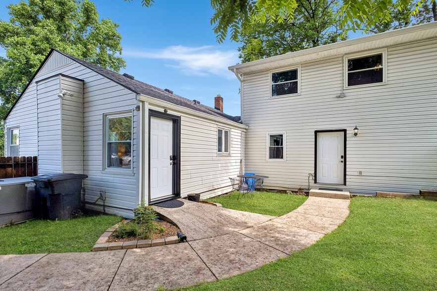 More Photos Of 2818 Azalea Pl, Nashville Office Residential For Sale