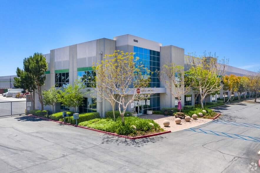 Primary Photo Of 1580 Francisco St, Torrance Distribution For Lease