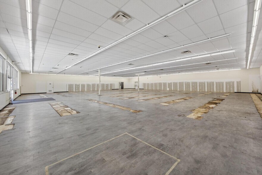 More Photos Of 13995 Broxton Bridge rd, Ehrhardt General Retail For Sale