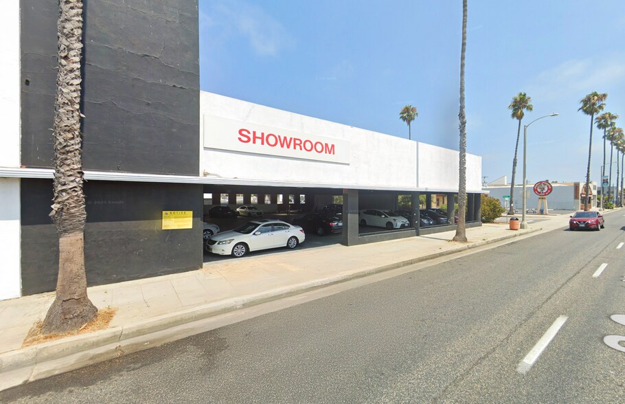 More Photos Of 116 S Coast Hwy, Oceanside Storefront For Lease