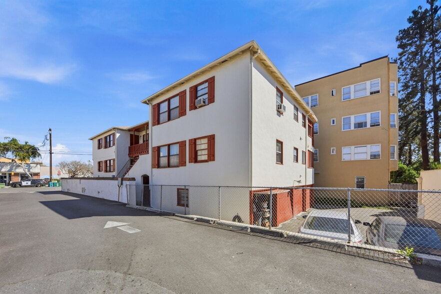 More Photos Of 712 Santa Clara Ave, Alameda Apartments For Sale