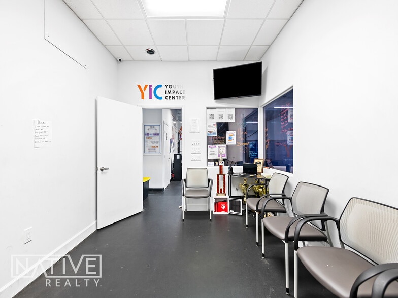 More Photos Of 903-999 W Cypress Creek Rd, Fort Lauderdale Freestanding For Lease