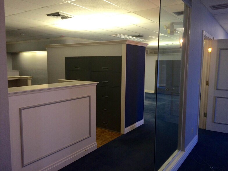 More Photos Of 300 S 6th St, Fort Pierce Office For Sale