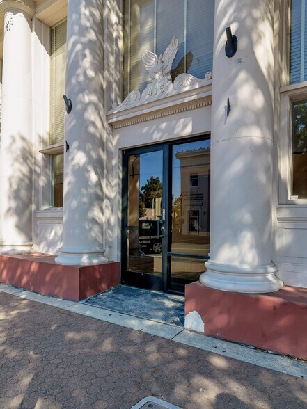 More Photos Of 415 Railroad Ave, Pittsburg Office For Sale
