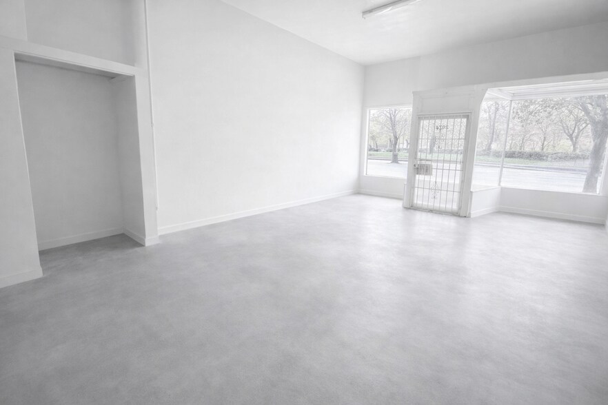 More Photos Of 2074 Santa Fe Ave, Long Beach General Retail For Lease