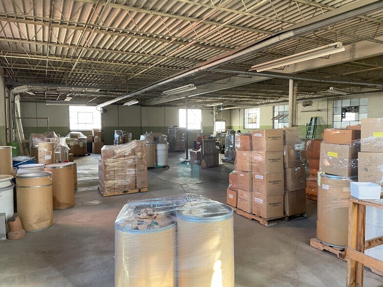 More Photos Of 4780 Briar Rd, Cleveland Manufacturing For Lease