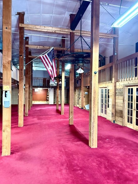 More Photos Of 920 S Chapman St, Greensboro Storefront For Lease
