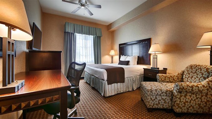 More Photos Of 1562 E Main St, Brawley Hotel For Sale
