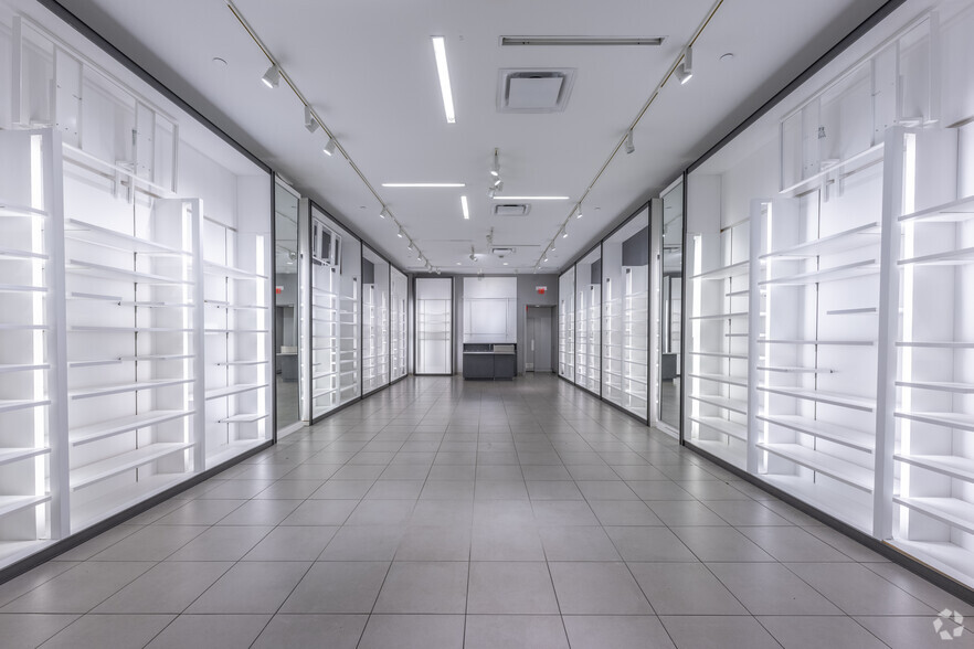 More Photos Of 100 Greyrock Pl, Stamford Unknown For Lease