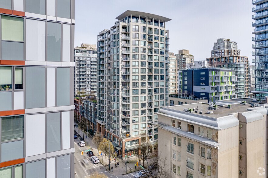 More Photos Of 1092 Seymour St, Vancouver Apartments For Sale