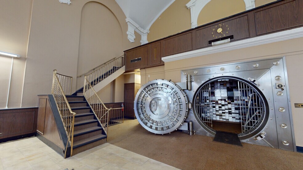 More Photos Of 235 Rockaway Ave, Valley Stream Office For Lease