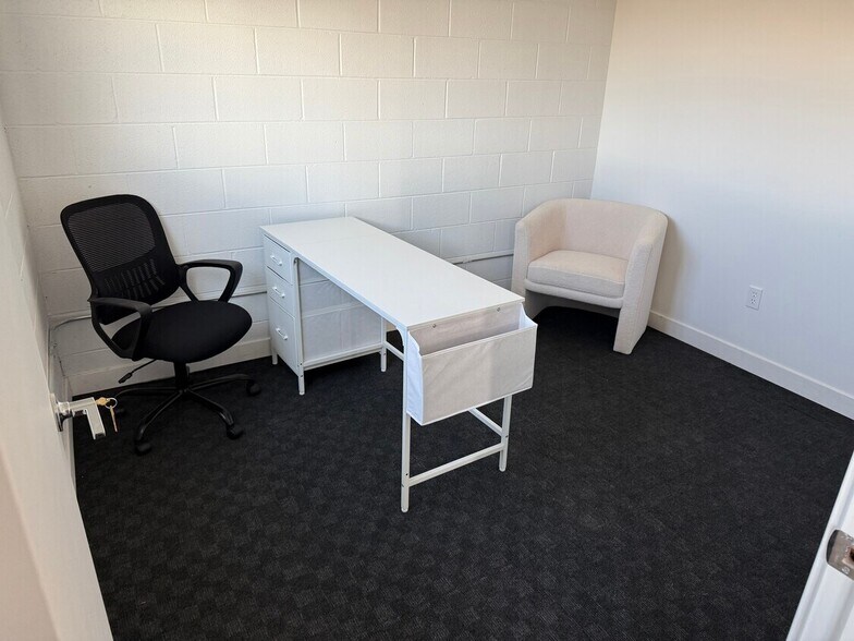 More Photos Of 4662 Glencoe St, Denver Industrial For Sale