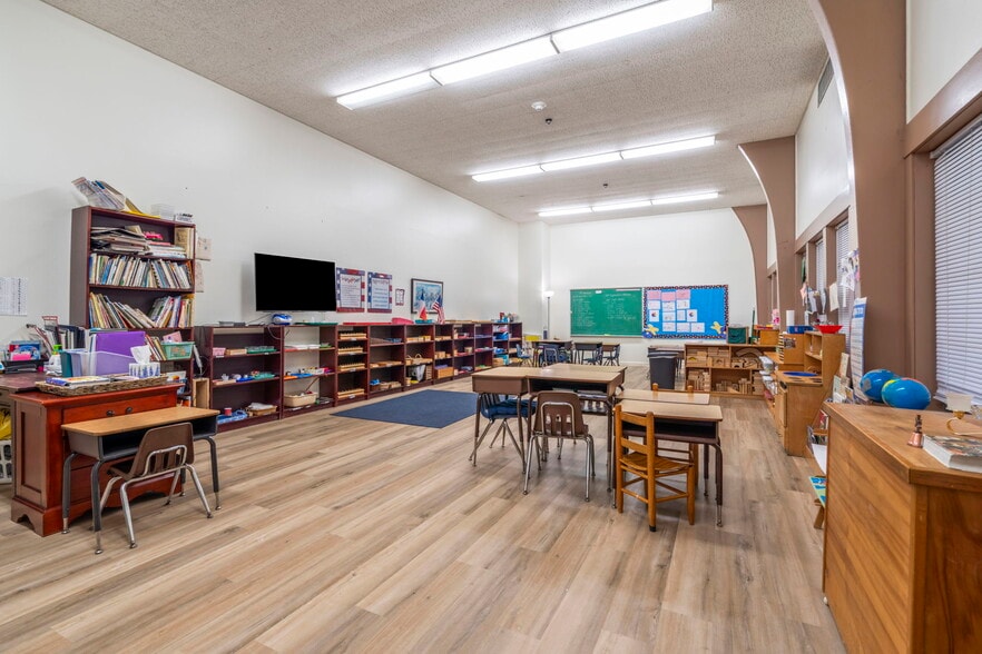 More Photos Of 3511 Linkwood Dr, Houston Religious Facility For Sale