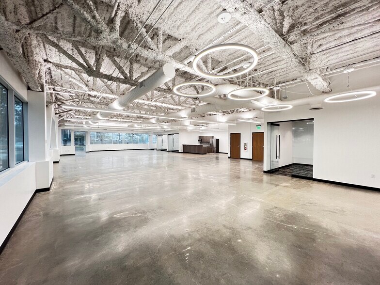 More Photos Of 66 E Wadsworth Park Dr, Draper Office For Lease