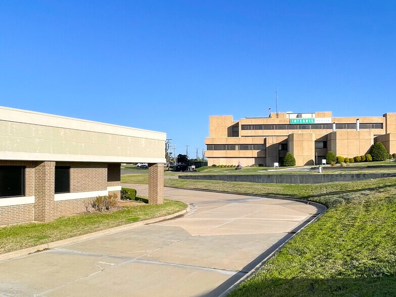 More Photos Of 609 Virginia Ave, Ponca City Healthcare For Lease