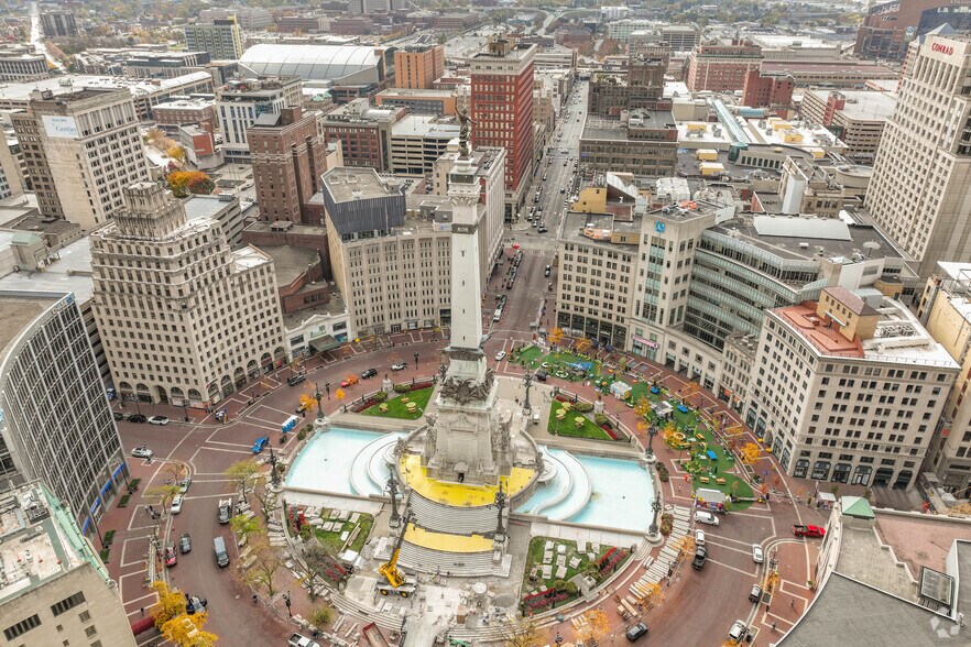 More Photos Of 40 Monument Cir, Indianapolis Office For Sale