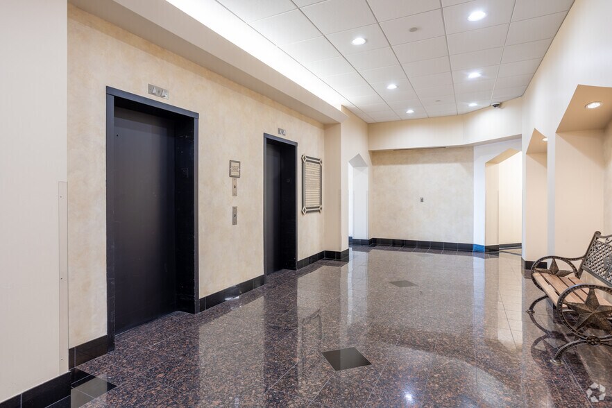 More Photos Of 6330 Hwy 290 E, Austin Office For Lease