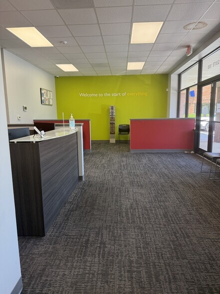 More Photos Of 4226 Hartley Bridge Rd, Macon-Bibb Storefront Retail Office For Lease