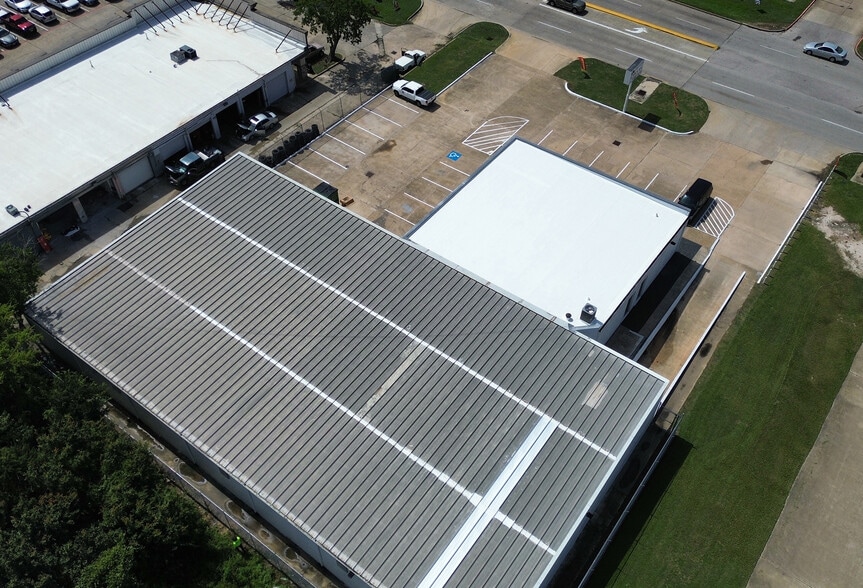 More Photos Of 16210 Clay Rd, Houston Auto Repair For Lease