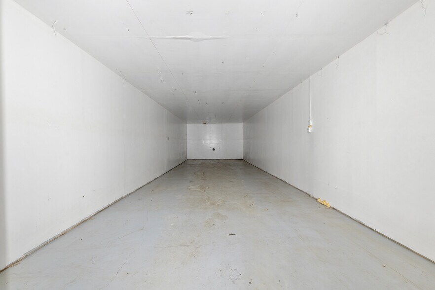 More Photos Of 57 Loomis St, San Francisco Warehouse For Lease