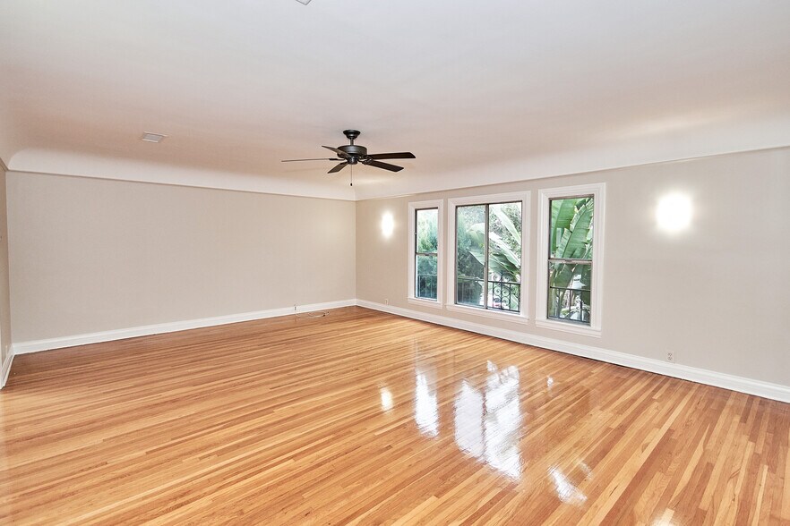 More Photos Of 6669 De Longpre Ave, Los Angeles Apartments For Sale