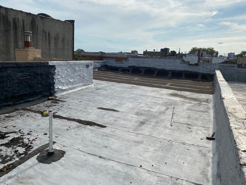 More Photos Of 321 Milford St, Brooklyn Apartments For Sale