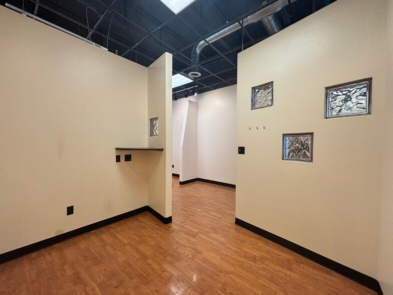 More Photos Of 409 N Grand Ave, Pueblo Office For Lease