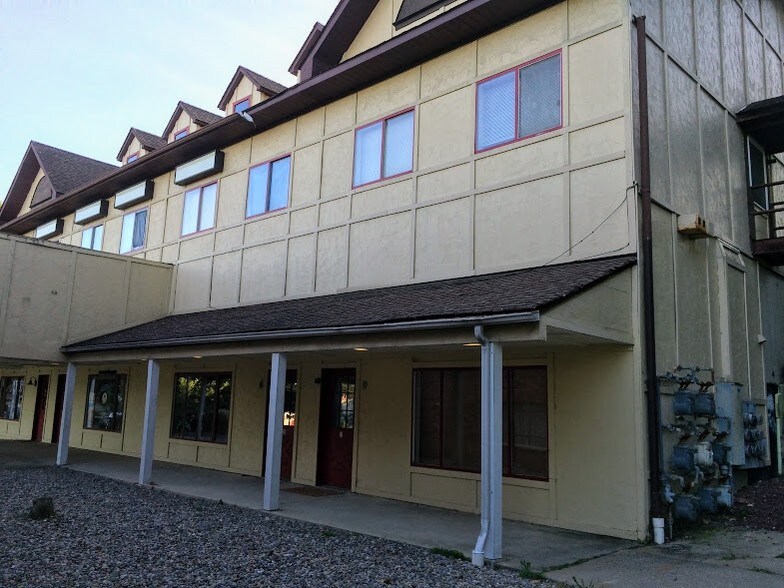 More Photos Of 1191 Route 9W, Marlboro Unknown For Lease