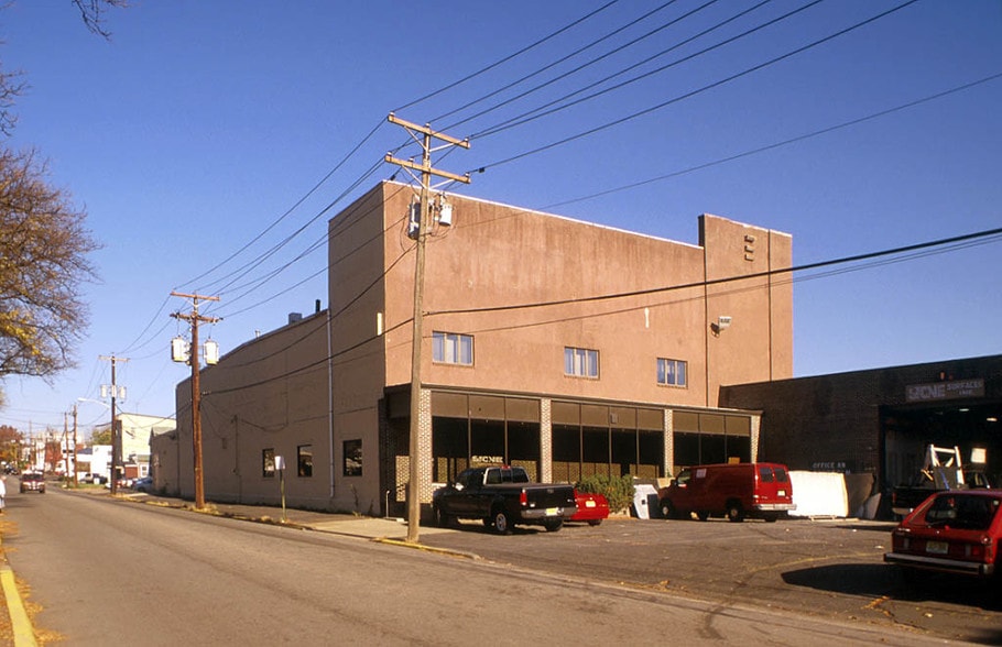 More Photos Of 60-80 Willow St, East Rutherford Warehouse For Lease