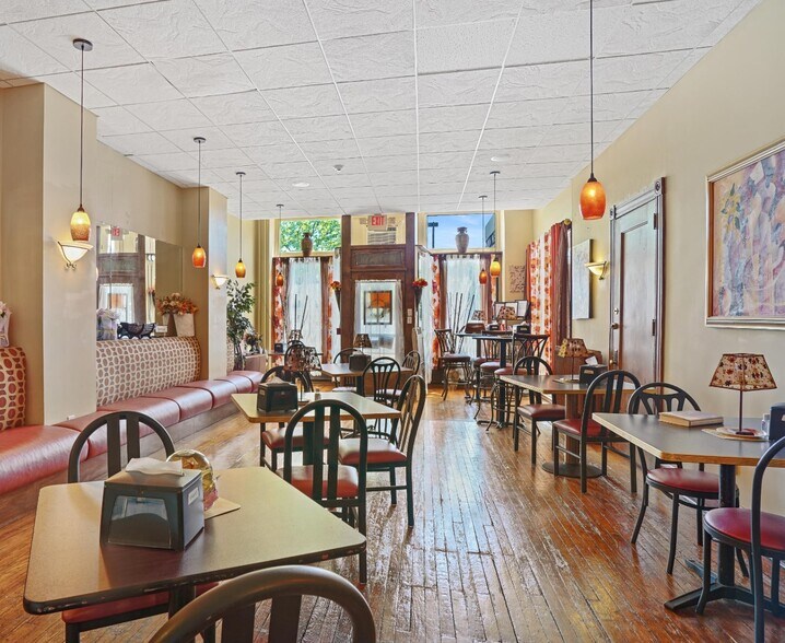 5 E Penn Ave, Wernersville, PA 19565 Apartments For Sale