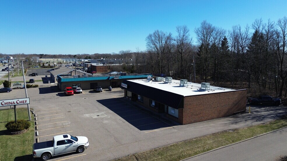 Primary Photo Of 9107 State Route 14, Streetsboro Freestanding For Sale