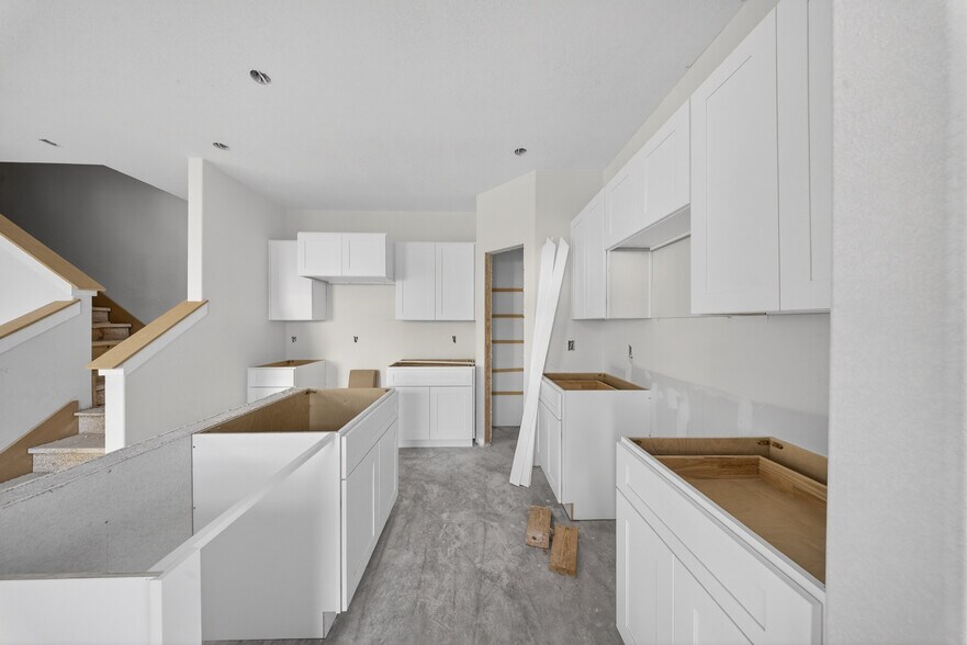 More Photos Of 525 Dakota St, San Antonio Multifamily For Sale