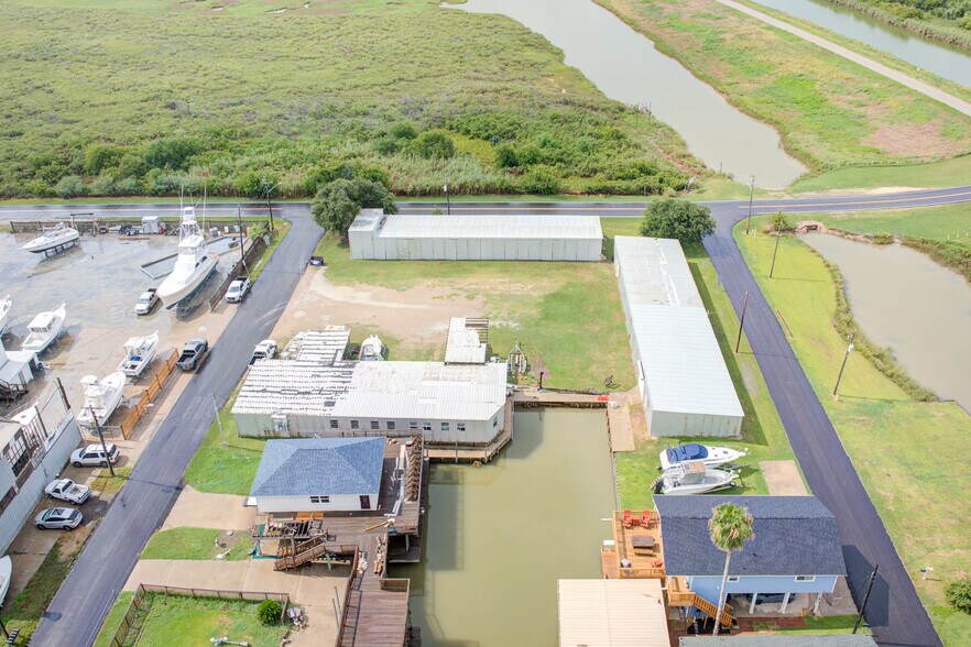 More Photos Of 205 Marine Way, Freeport Self Storage For Sale