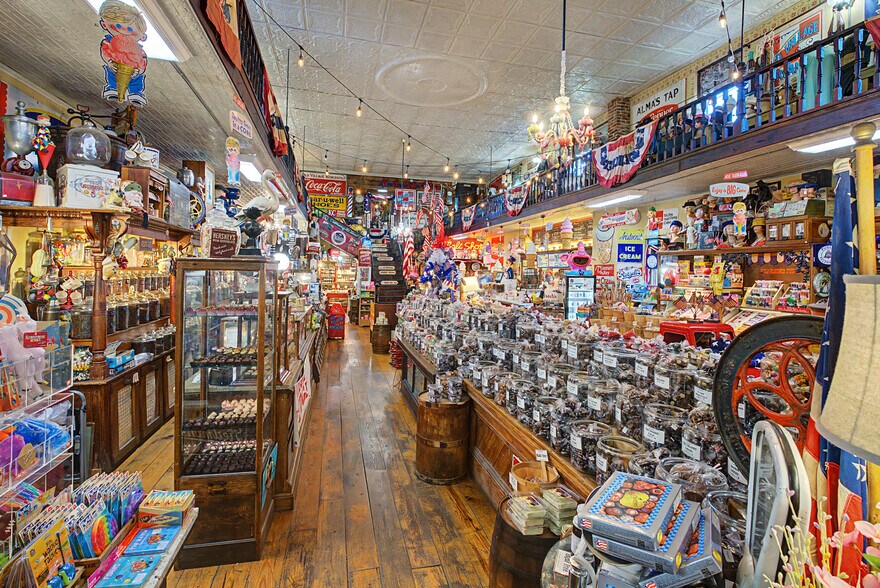 More Photos Of 219 MO-21, Caledonia Storefront Retail Residential For Sale