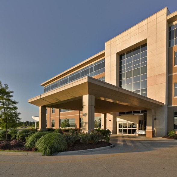 More Photos Of 4809 Ambassador Caffery Pky, Lafayette Medical For Lease
