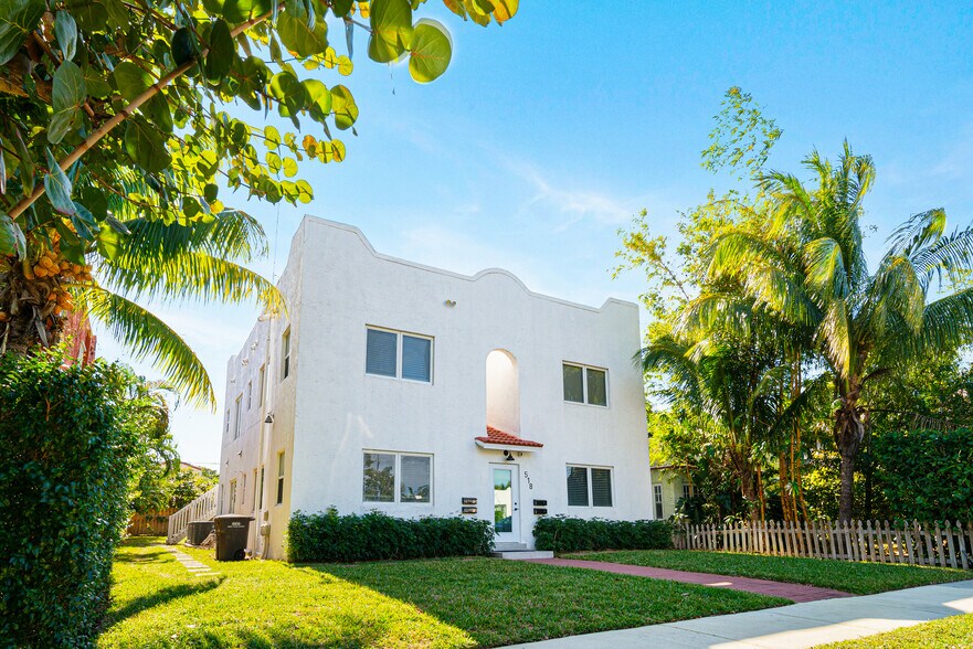 Primary Photo Of 518 Biscayne Dr, West Palm Beach Apartments For Sale